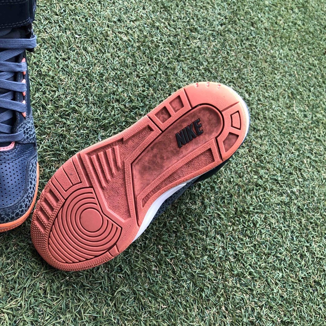 NIKE - 美品23 NIKE ナイキ エアレボリューション SKY HI HW831 NIKE - 美品23 NIKE ナイキ エアレボリューション SKY HI HW831