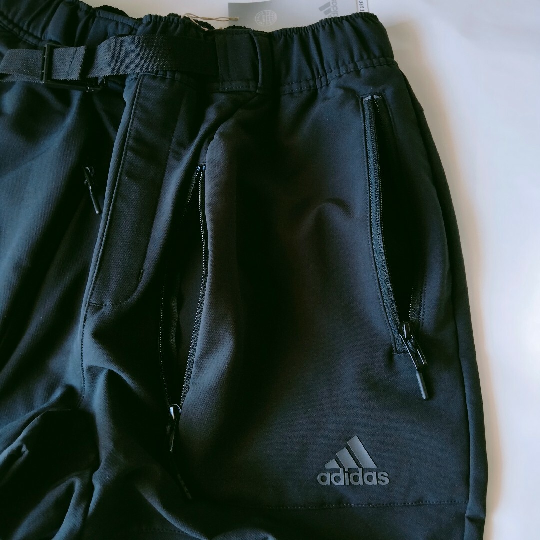 adidas(アディダス)の黒 L アディダス メンズ ロングパンツ テックパンツ 裏起毛 登山 アウトドア メンズのパンツ(その他)の商品写真