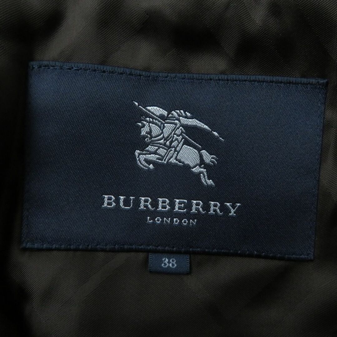 BURBERRY(バーバリー)の美品☆正規品 BURBERRY LONDON バーバリーロンドン FR055-689-55 比翼仕立て フード・ベルト付 中綿入り コート ブラウン 38 レディース レディースのジャケット/アウター(その他)の商品写真