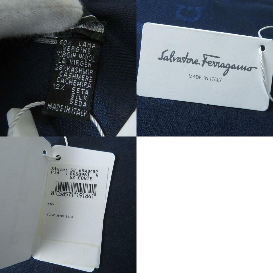 Salvatore Ferragamo(サルヴァトーレフェラガモ)の未使用品☆Salvatore Ferragamo サルヴァトーレフェラガモ ガンチーニ・ドット柄 カシミヤ×シルク混 スカーフ/ショール ネイビー 紺 伊製　J01-st30210-35 レディースのファッション小物(ストール/パシュミナ)の商品写真