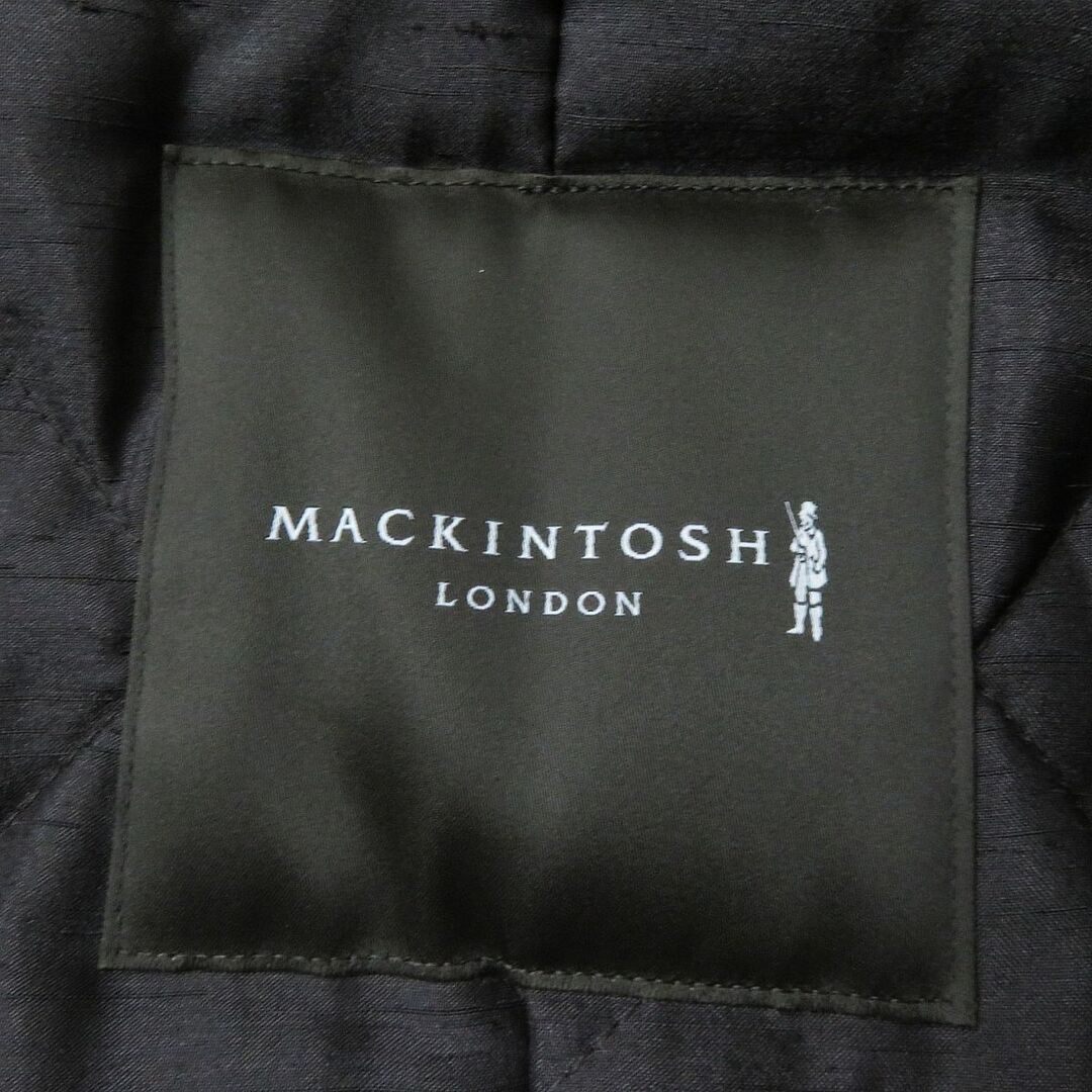 MACKINTOSH(マッキントッシュ)の未使用品☆正規品 定価154000円 マッキントッシュロンドン 千鳥格子柄 ロゴボタン 中綿入り チェスターコート ブラウン×ネイビー 38　j02-st30209-391 レディースのジャケット/アウター(チェスターコート)の商品写真