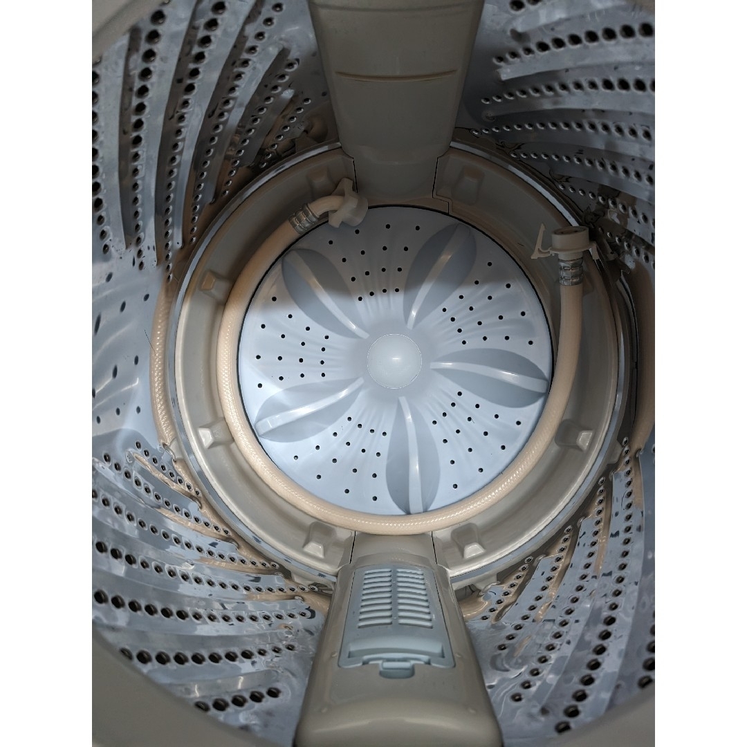 無印良品　冷蔵庫　Hisense　洗濯機　ホワイトデザイン単身カップルサイズ スマホ/家電/カメラの生活家電(冷蔵庫)の商品写真
