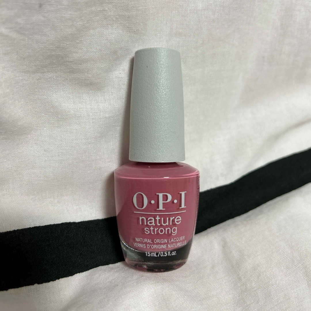 OPI(オーピーアイ)のopi ネイルラッカー コスメ/美容のネイル(マニキュア)の商品写真