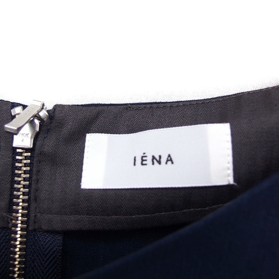 IENA(イエナ)のイエナ IENA ノースリーブ シャツ ブラウス Vネック 無地 リネン 麻 紺 レディースのトップス(シャツ/ブラウス(半袖/袖なし))の商品写真