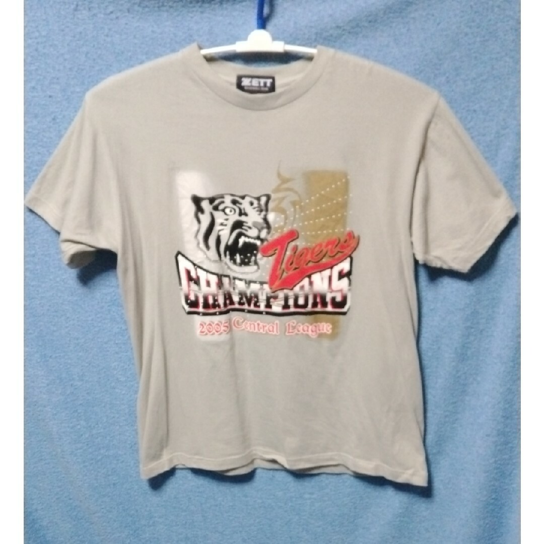 ZETT(ゼット)の阪神タイガースTシャツ Lサイズ  ZETT製 スポーツ/アウトドアの野球(応援グッズ)の商品写真