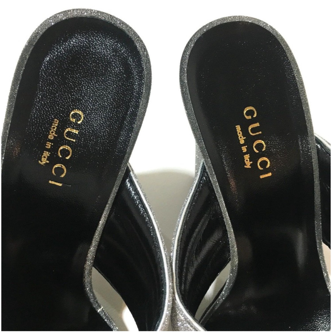 Gucci(グッチ)のGUCCI シルバーグリッター サンダル レディースの靴/シューズ(サンダル)の商品写真