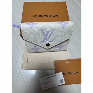 ルイヴィトン(LOUIS VUITTON)のルイヴィトン ポルトフォイユ･ヴィクトリーヌ M82925(折り財布)