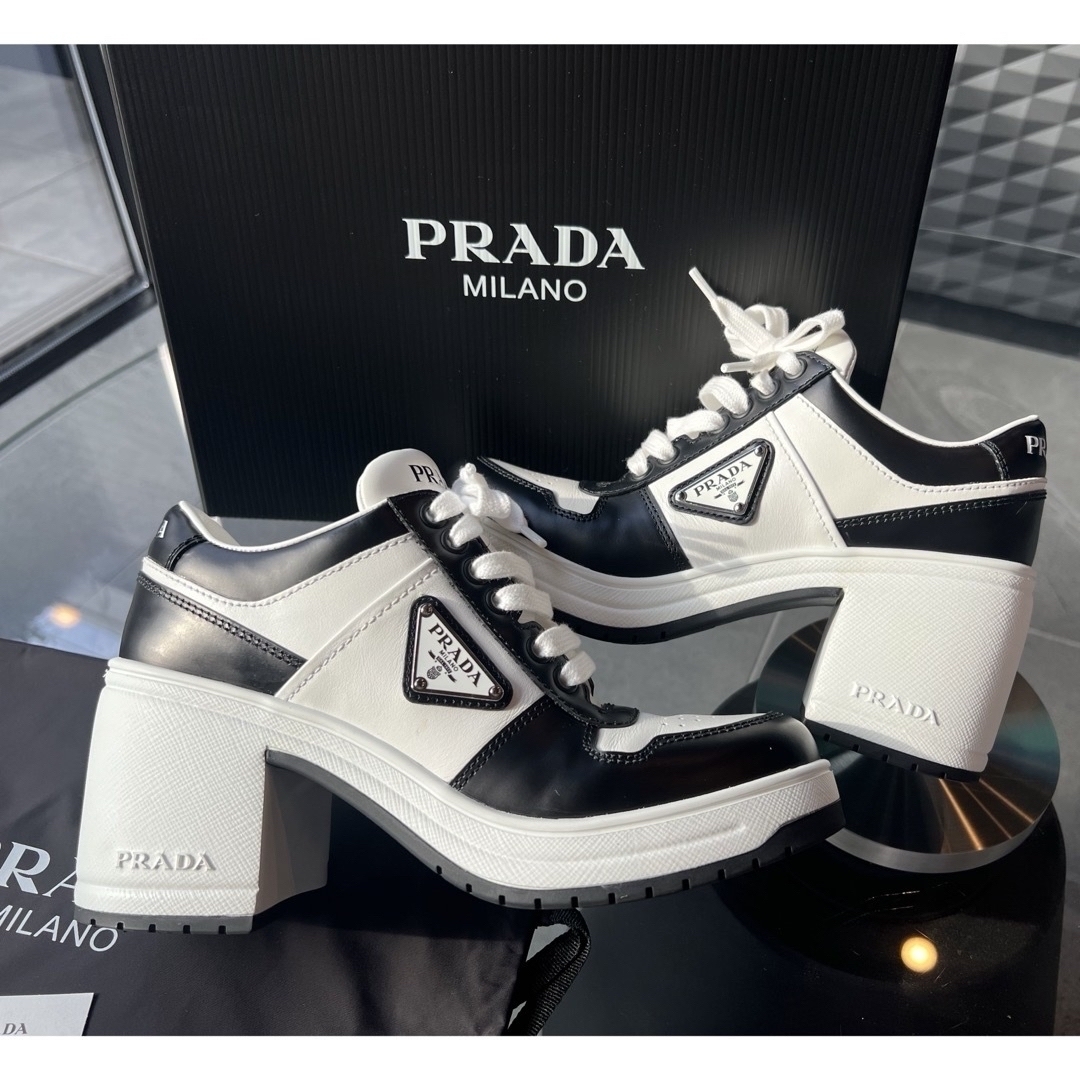 PRADA プラダ ダウンタウン ヒール スニーカー 希少 37サイズ PRADA プラダ ダウンタウン ヒール スニーカー 希少 37サイズ