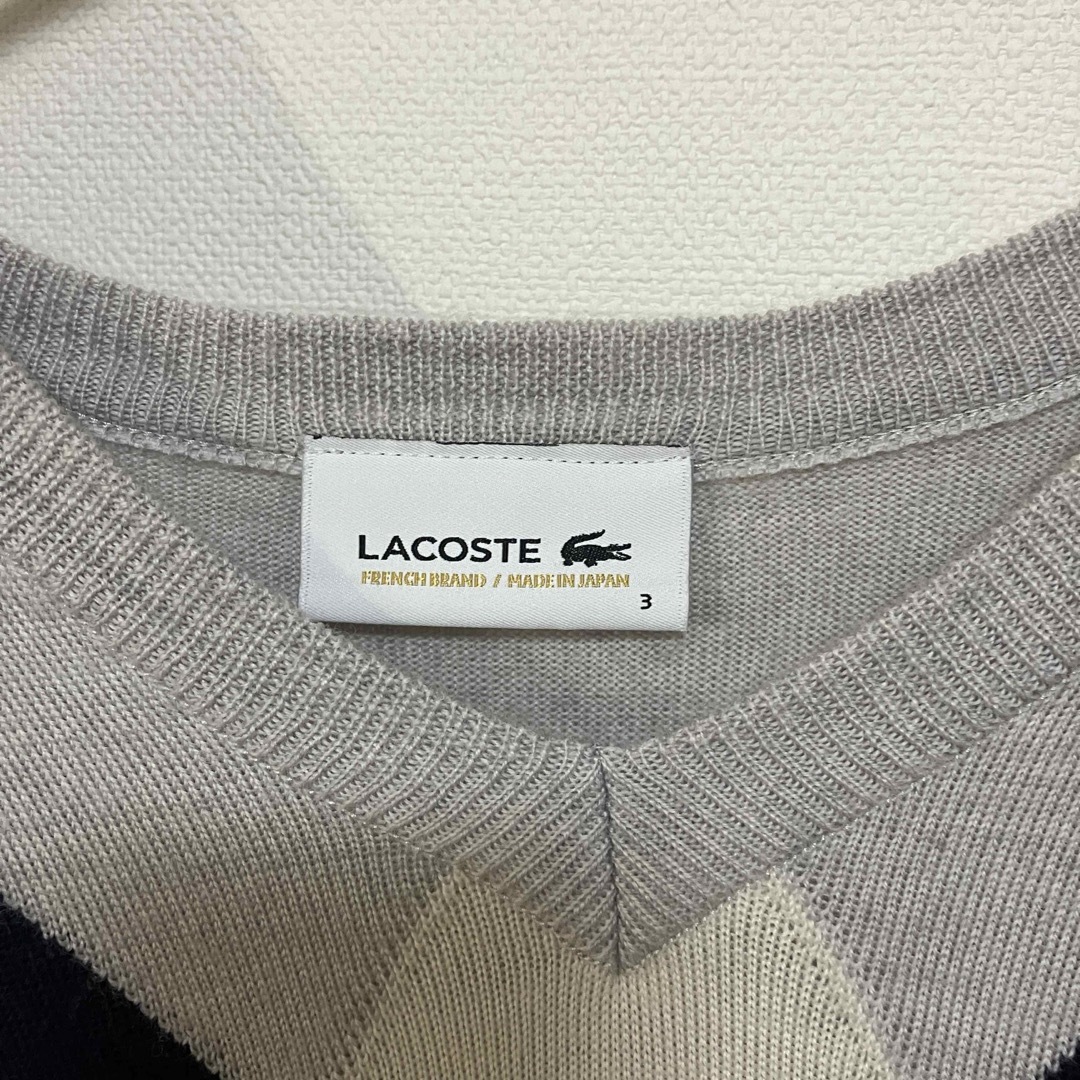 LACOSTE(ラコステ)のラコステ　Ｖネックニット　グレー　メンズ　Ｍ　表記サイズ３ メンズのトップス(ニット/セーター)の商品写真