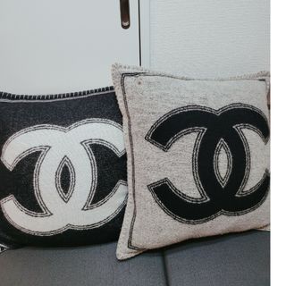 シャネル(CHANEL)のCHANEL クッション二個セット(クッション)