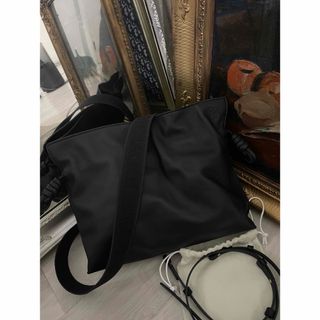 LOEWE - ☆クリーニング済み☆ロエベ ショルダーバッグ 巾着 ネイビー 