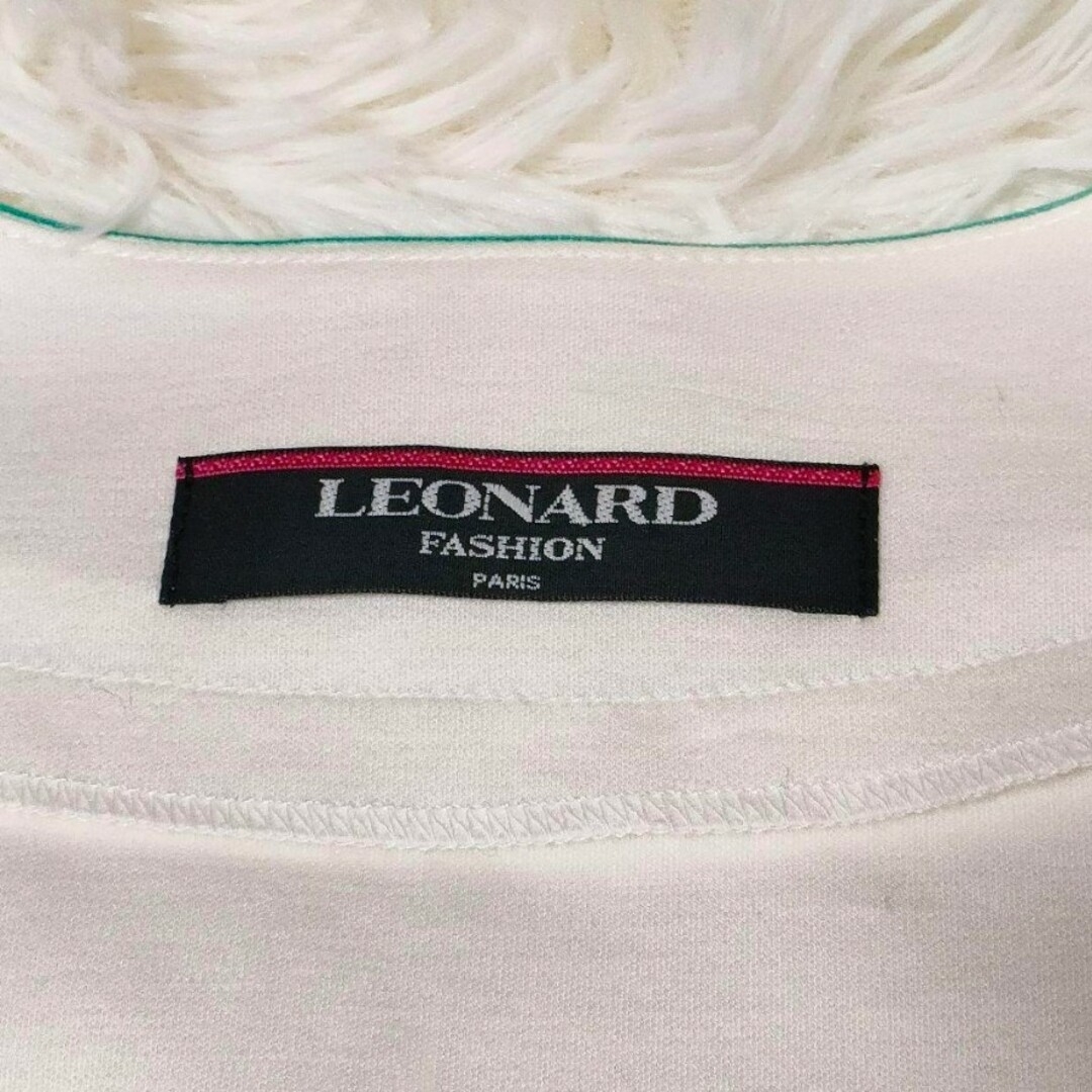 LEONARD(レオナール)のレオナール LEONARD ノーカラー セットアップ スーツ 金ボタン LL レディースのフォーマル/ドレス(スーツ)の商品写真