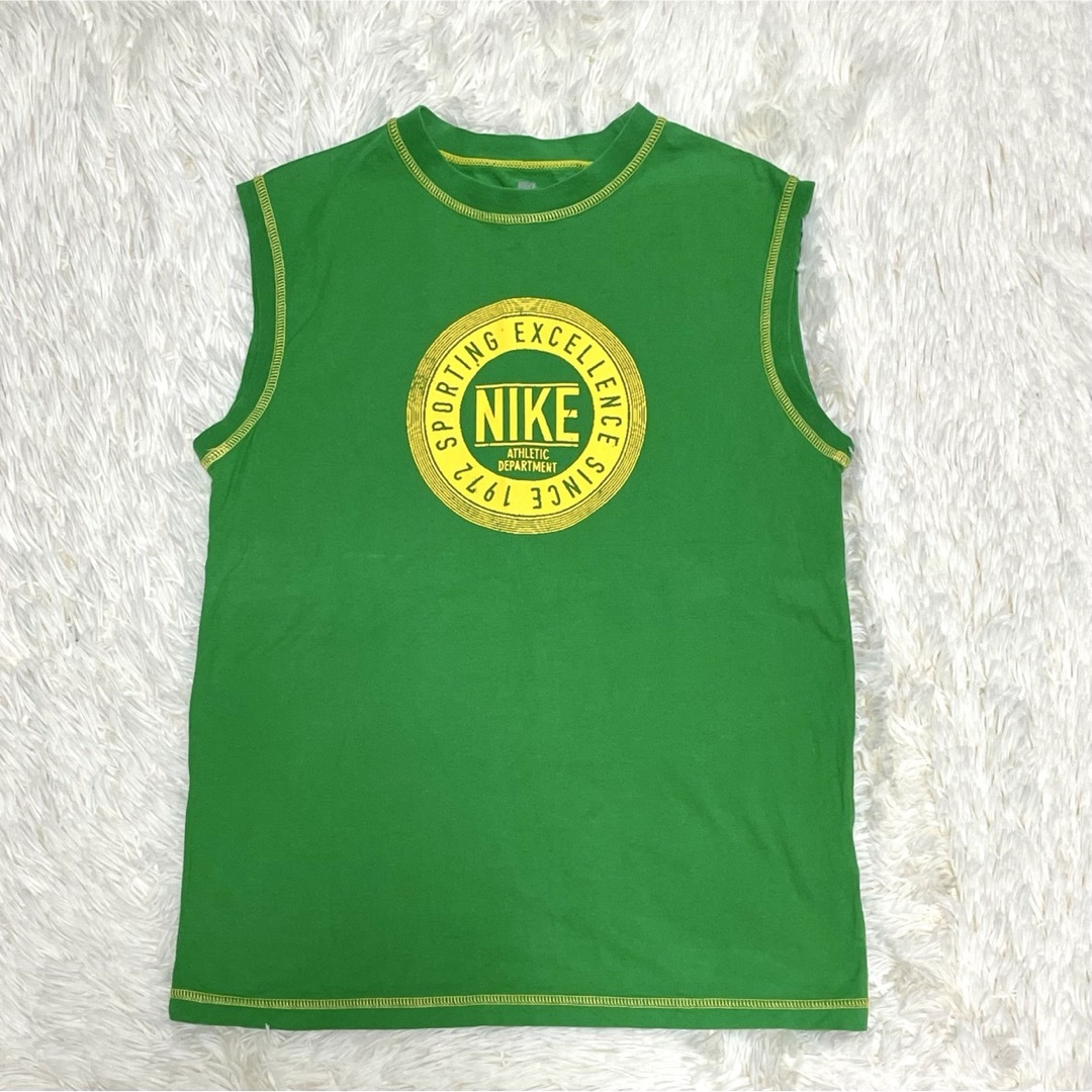 NIKE(ナイキ)の【極美品】NIKE ナイキ　タンクトップ　スポーツウェア　キッズ　160㎝　緑 キッズ/ベビー/マタニティのキッズ服男の子用(90cm~)(Tシャツ/カットソー)の商品写真