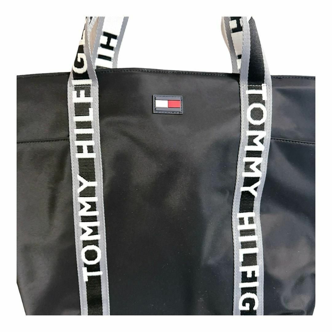 TOMMY HILFIGER(トミーヒルフィガー)の【新品】トミーヒルフィガー　トートバッグ　バッグ　黒　通勤通学　レディース レディースのバッグ(トートバッグ)の商品写真