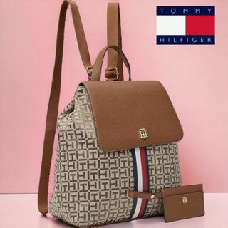 トミーヒルフィガー(TOMMY HILFIGER)のTommy Hilfiger Ruby II フラップバックパックカードケース付(リュック/バックパック)