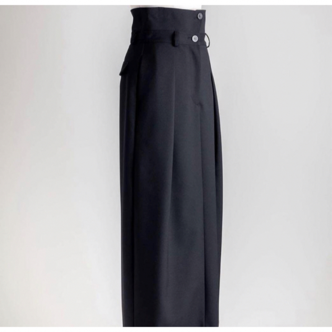新品未使用　デレス　スカート レディースのスカート(ロングスカート)の商品写真