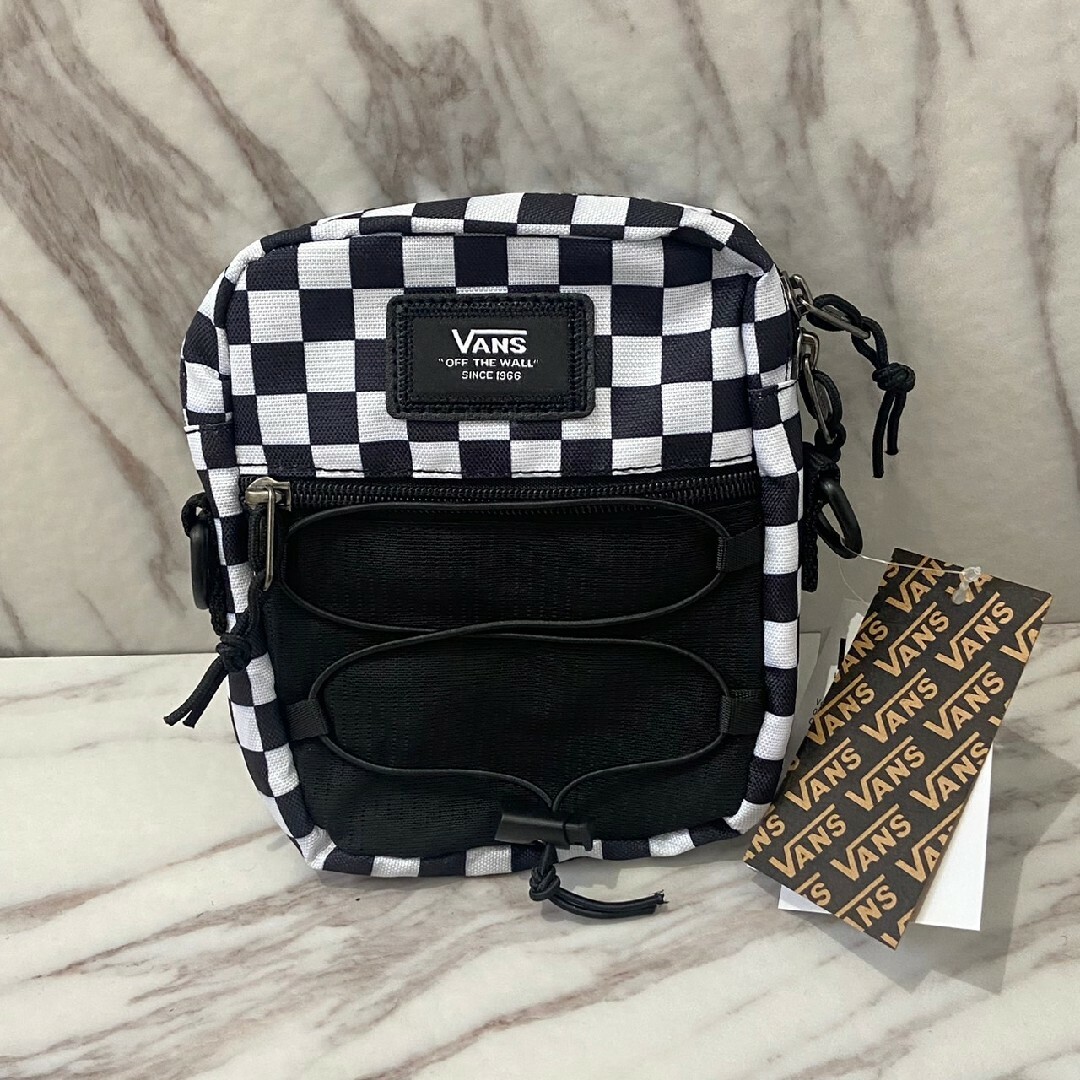 VANS(ヴァンズ)のda VANS バンズ ショルダーバッグ  SHOULDER 白✕黒　チェッカー メンズのバッグ(ショルダーバッグ)の商品写真