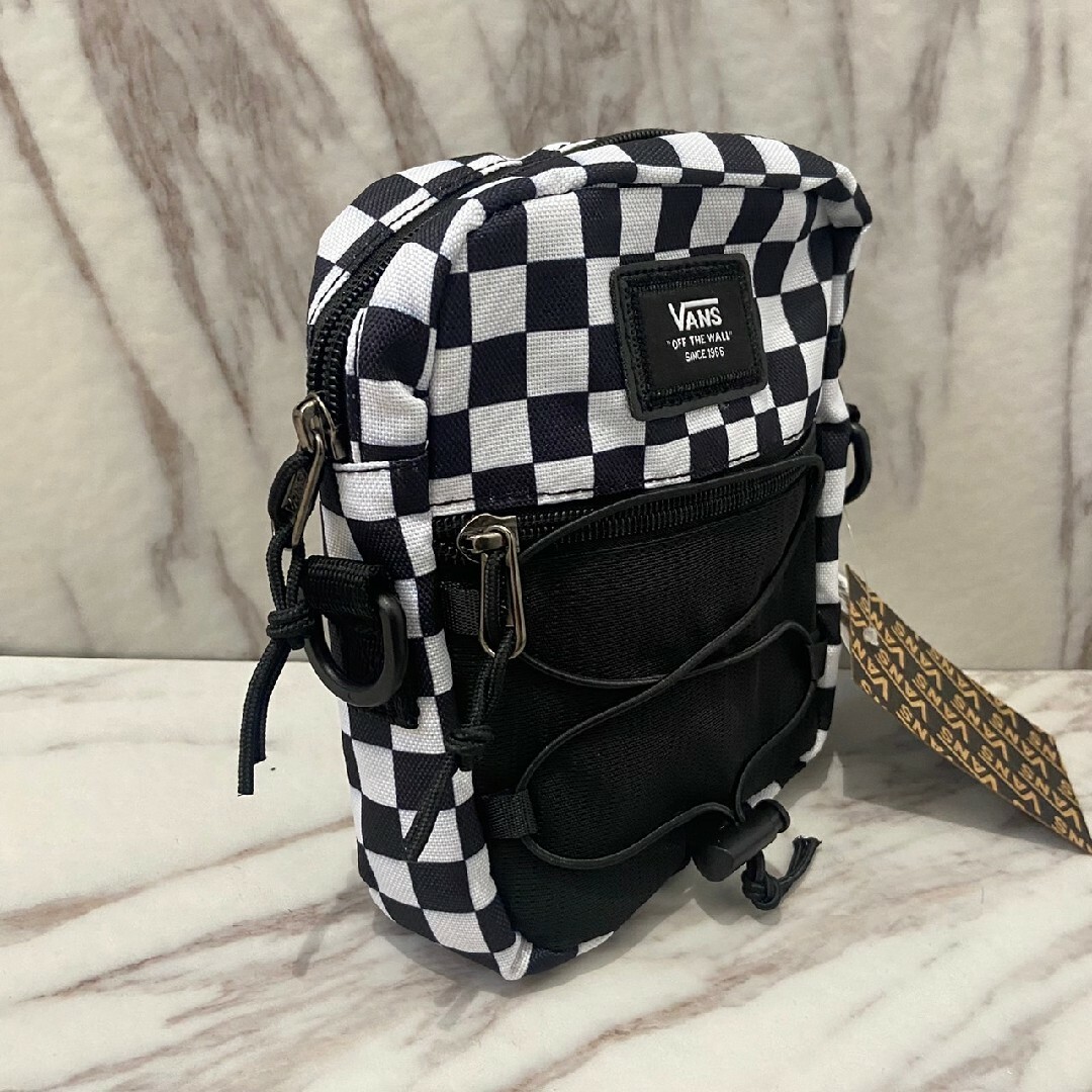 VANS(ヴァンズ)のda VANS バンズ ショルダーバッグ  SHOULDER 白✕黒　チェッカー メンズのバッグ(ショルダーバッグ)の商品写真