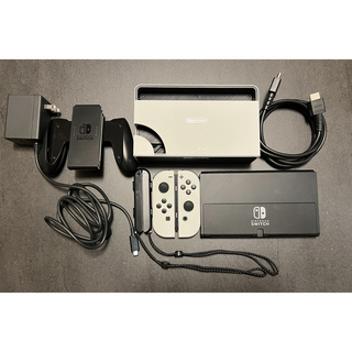 Nintendo Switch - 有機ELモデル Nintendo Switch ホワイト 使用期間短