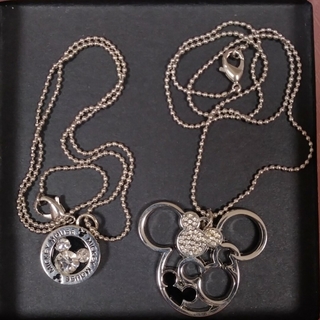 ディズニー(Disney)のディズニー　ミッキー　ネックレス2個(ネックレス)