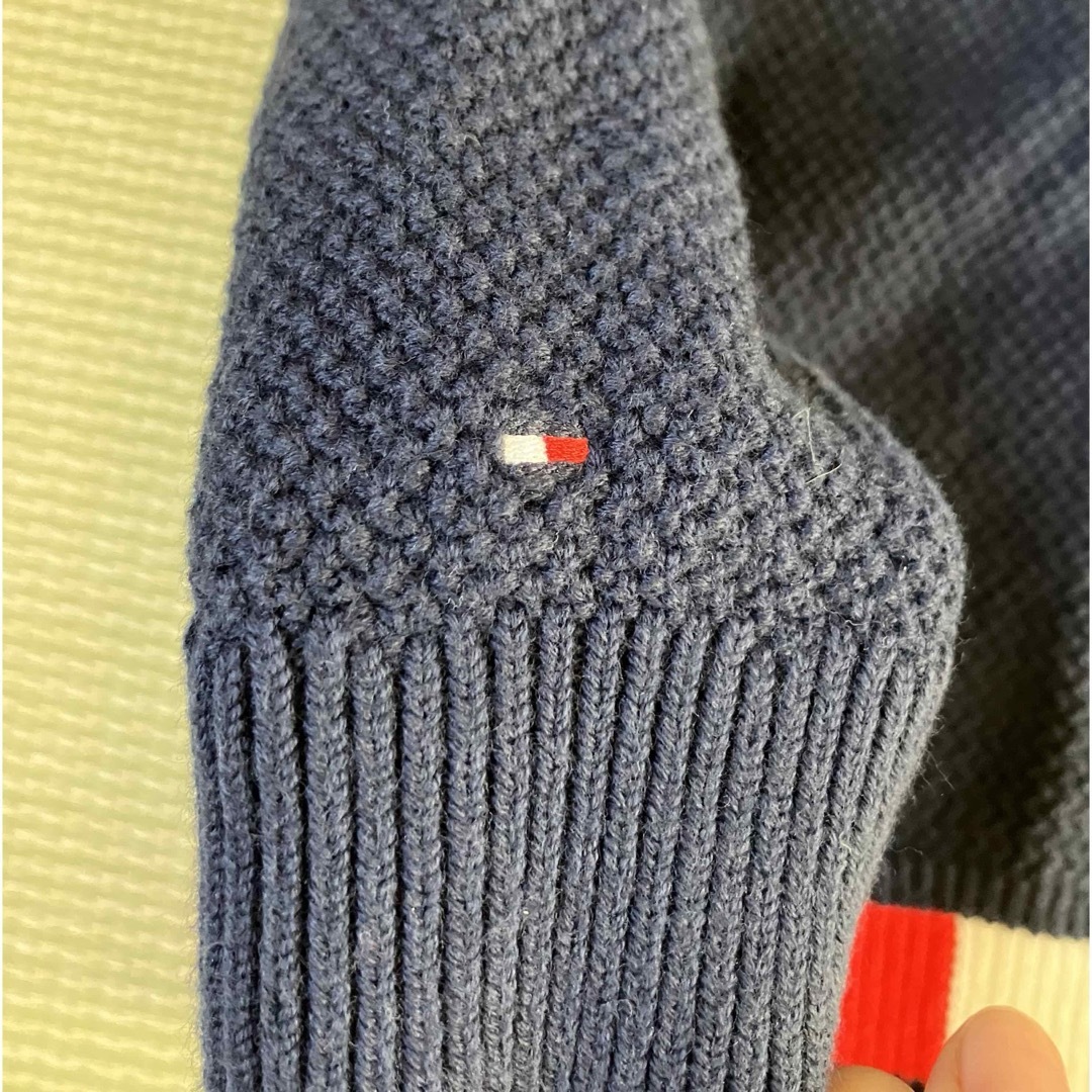 TOMMY HILFIGER(トミーヒルフィガー)の【未使用に近い】トミーヒルフィガー　カーディガン キッズ/ベビー/マタニティのキッズ服男の子用(90cm~)(カーディガン)の商品写真