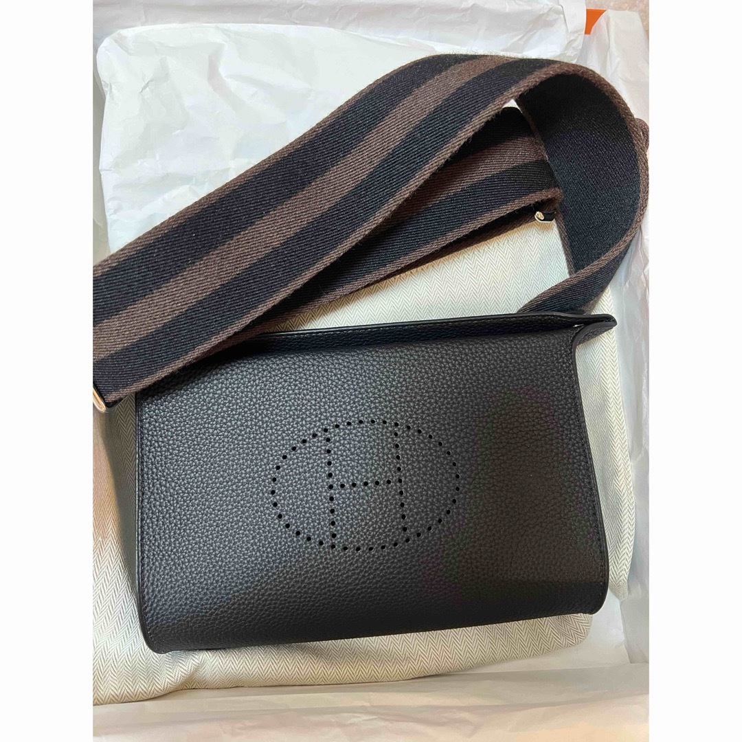 Hermes(エルメス)の新品未使用HERMESショルダーバッグ★ヴィドポッシュ黒ユニセックス メンズのバッグ(ショルダーバッグ)の商品写真