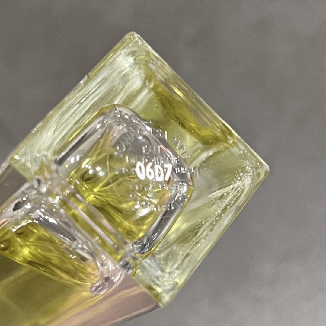 Gucci(グッチ)のGUCCI グッチ　ENVY エンヴィ オードトワレ 30mL コスメ/美容の香水(ユニセックス)の商品写真