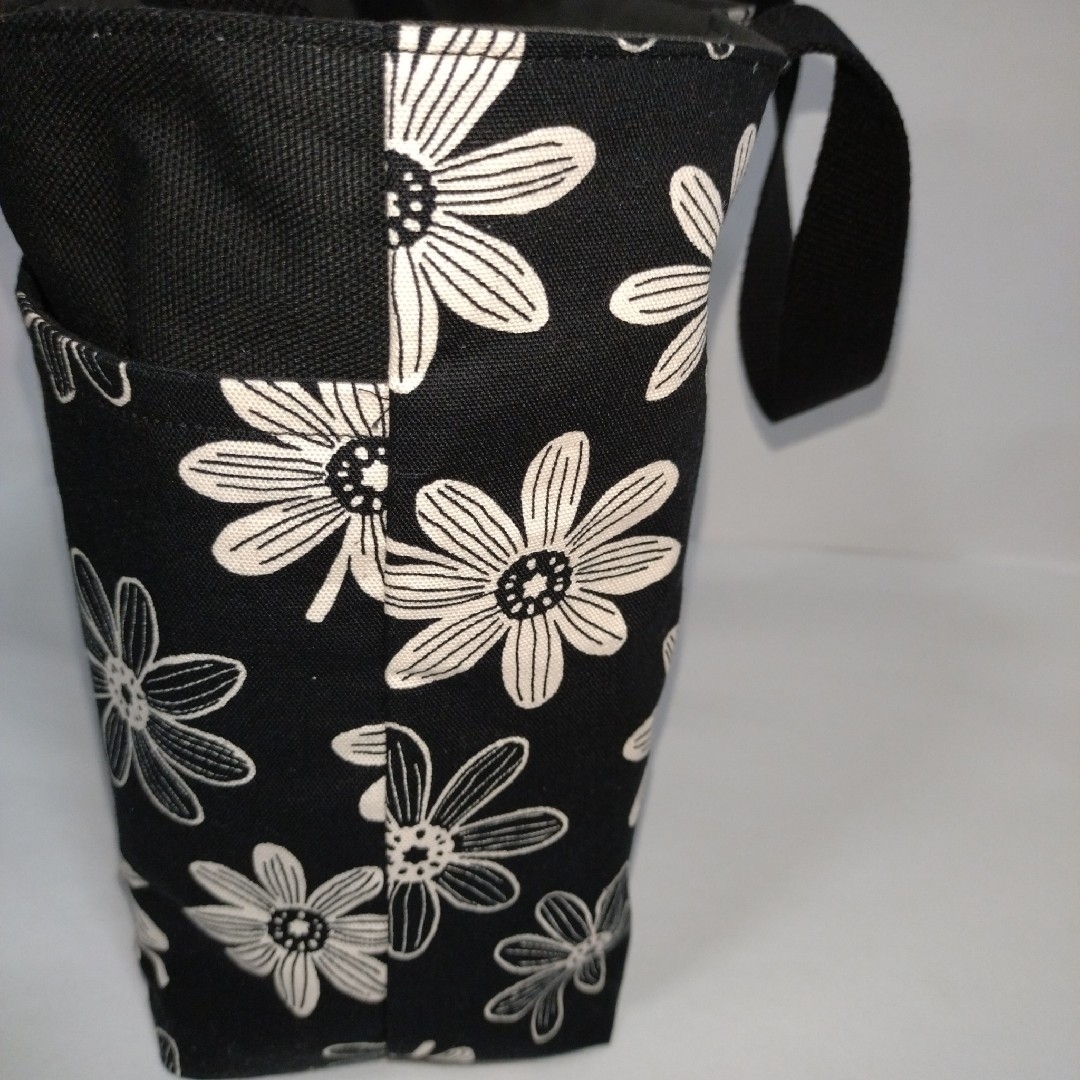 トートバッグハンドメイド　花柄 レディースのバッグ(トートバッグ)の商品写真