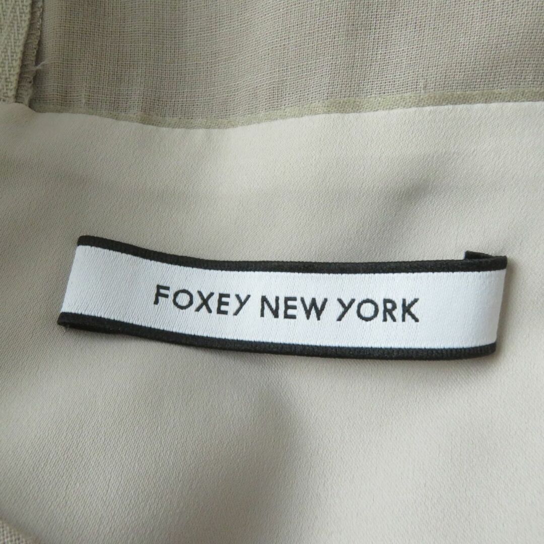 FOXEY(フォクシー)の極美品☆正規品 FOXEY NEWYORK フォクシーニューヨーク 39427 裾フレアデザイン ノースリーブ ワンピース/ドレス ベージュ 38 日本製 レディースのワンピース(ロングワンピース/マキシワンピース)の商品写真