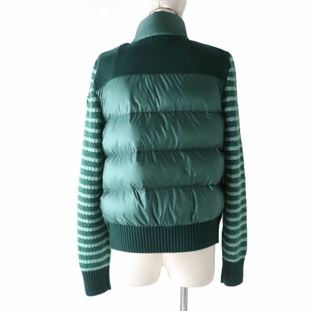 MONCLER(モンクレール)の美品☆国内正規品 MONCLER モンクレール 22年 ボーダー柄 モヘア混 ニット切替デザイン ZIP UP ダウンジャケット グリーン S レディースのジャケット/アウター(ダウンジャケット)の商品写真