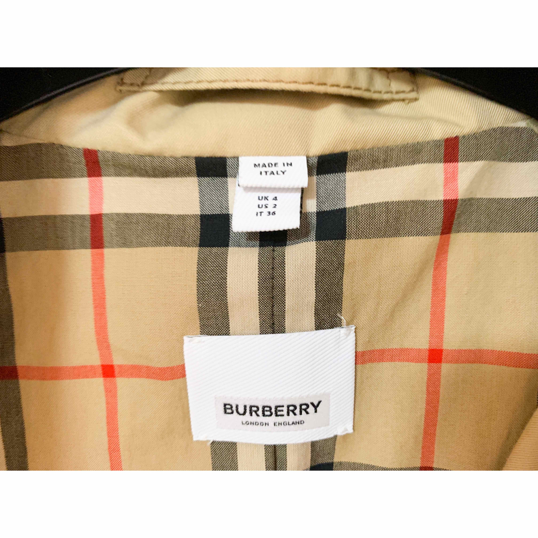 BURBERRY(バーバリー)のバーバリー　ウエストゴムベルト付きカーコート レディースのジャケット/アウター(トレンチコート)の商品写真