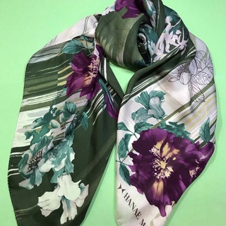 ハナエモリ(HANAE MORI)の森英恵……シルクスカーフ……新品未使用(バンダナ/スカーフ)
