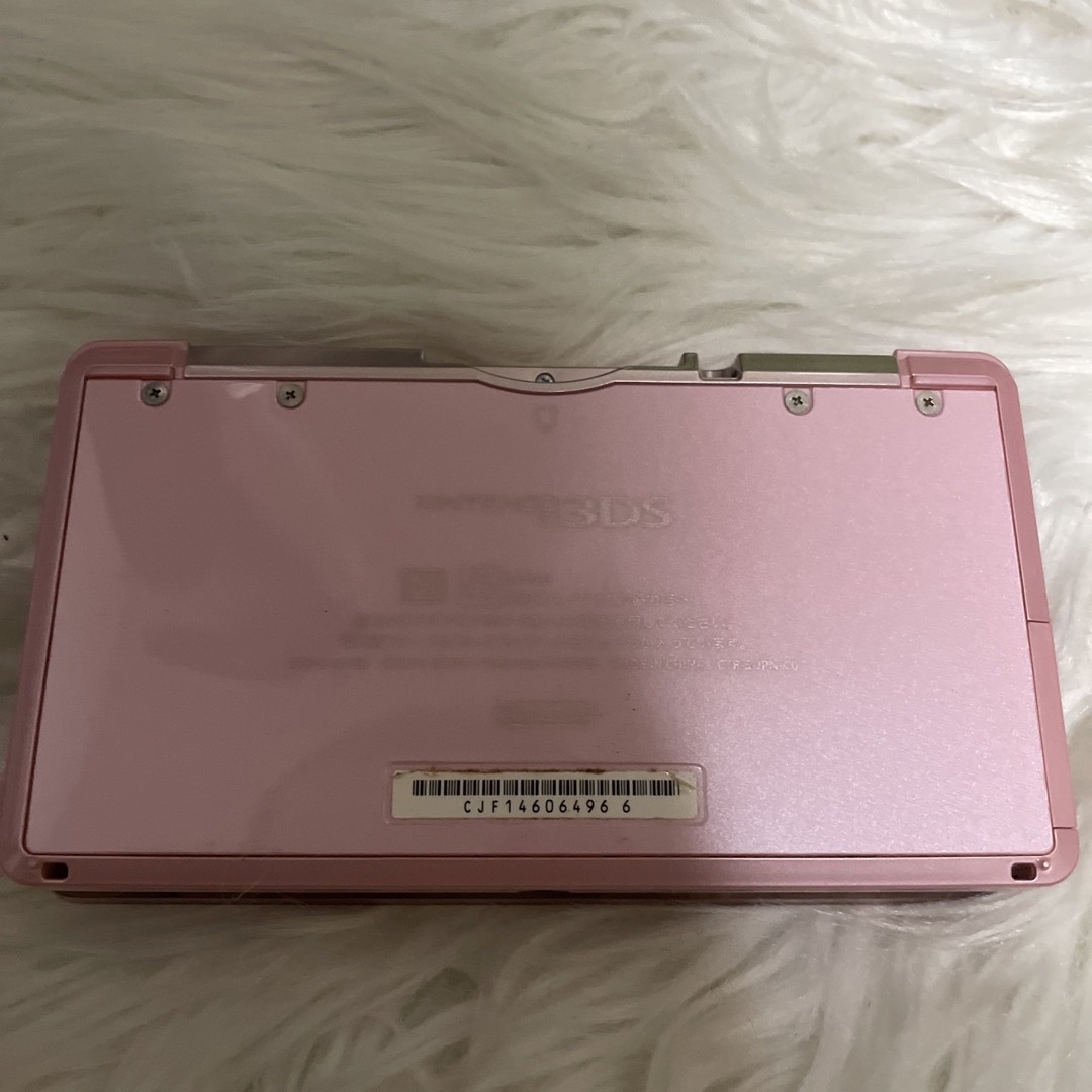 ニンテンドー3DS(ニンテンドー3DS)のNintendo 3DS ピンク　ミスティピンク  CTR-001  エンタメ/ホビーのゲームソフト/ゲーム機本体(携帯用ゲーム機本体)の商品写真