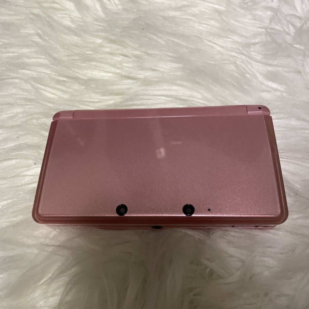 ニンテンドー3DS(ニンテンドー3DS)のNintendo 3DS ピンク　ミスティピンク  CTR-001  エンタメ/ホビーのゲームソフト/ゲーム機本体(携帯用ゲーム機本体)の商品写真