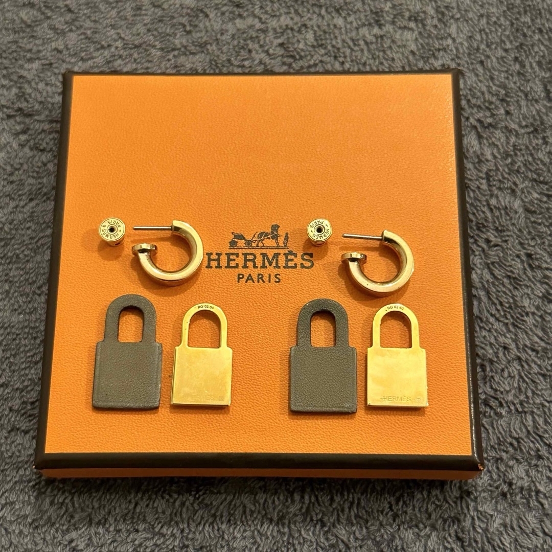 Hermes(エルメス)の美品 エルメス HERMES オーケリー ピアス レディースのアクセサリー(ピアス)の商品写真