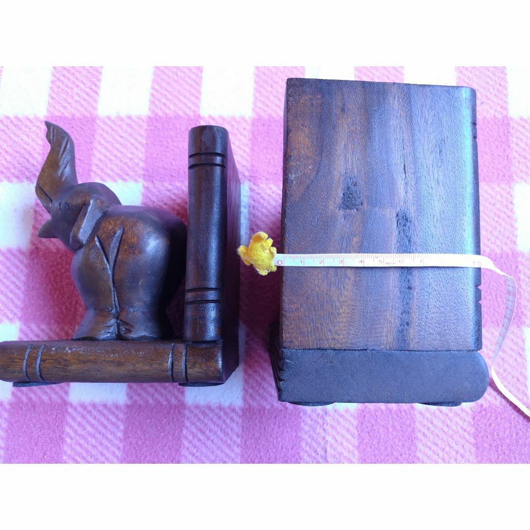 ゾウ　ブックエンド　ブックスタンド　木彫り インテリア/住まい/日用品のインテリア小物(置物)の商品写真
