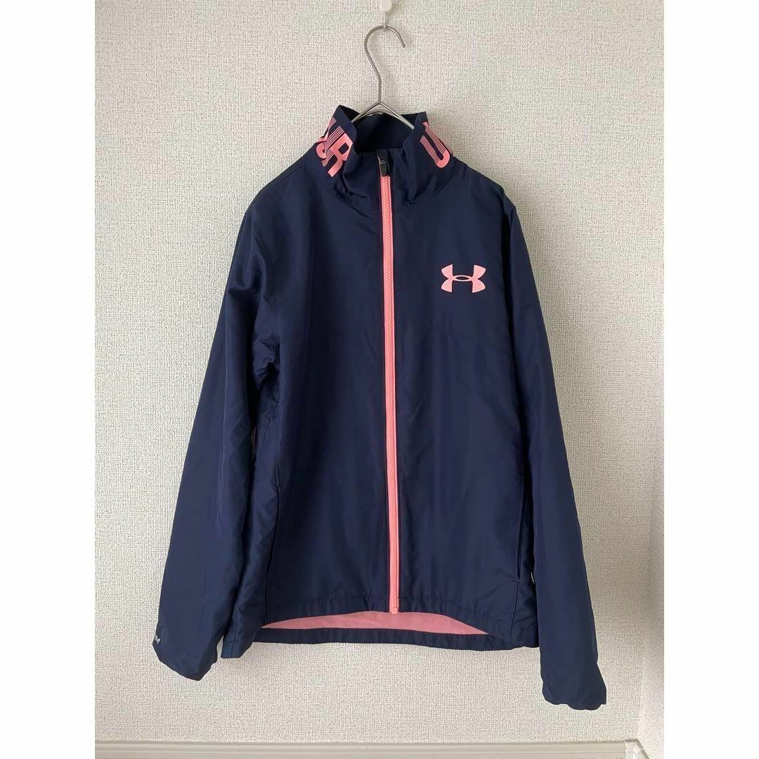 UNDER ARMOUR(アンダーアーマー)のUNDER ARMOUR 撥水加工 レディース ウインドジャケット スポーツ/アウトドアのランニング(ウェア)の商品写真