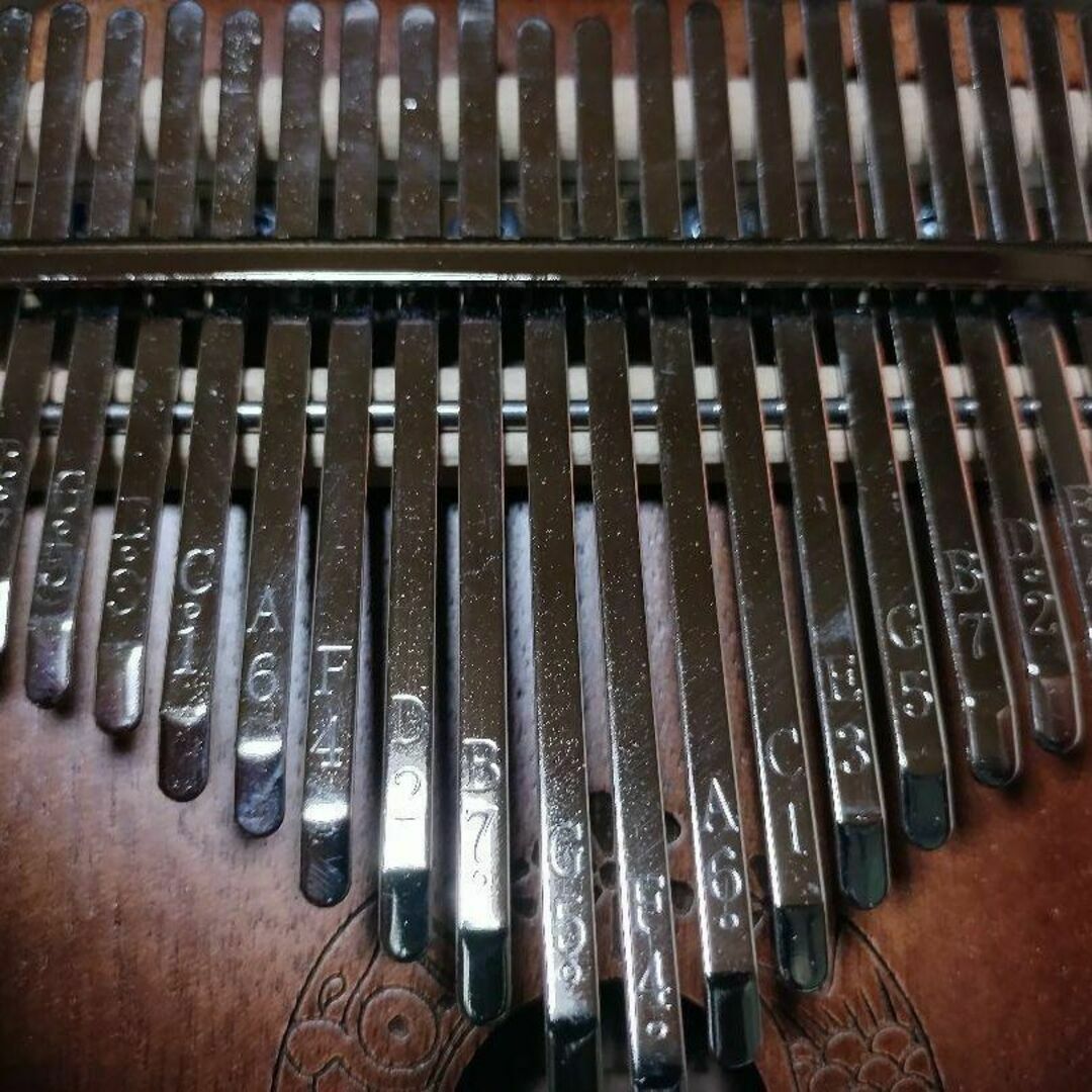 カリンバ kalimba 21 キー親指ピアノ 調音済 高品質 フルセット 楽器の打楽器(その他)の商品写真