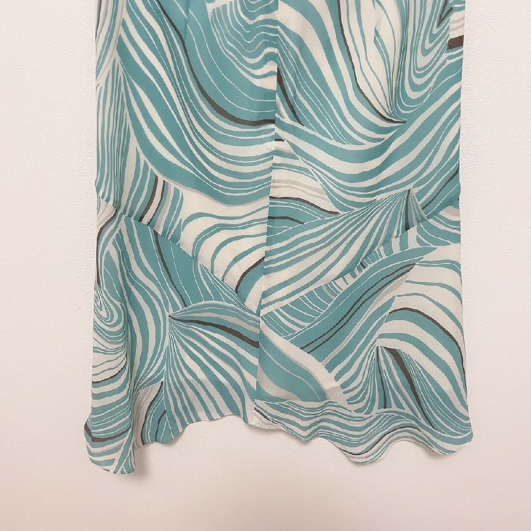 MICHEL KLEIN(ミッシェルクラン)のミッシェルクラン M フレアスカート きれいめコーデ オフィスカジュアル ブルー レディースのスカート(ひざ丈スカート)の商品写真