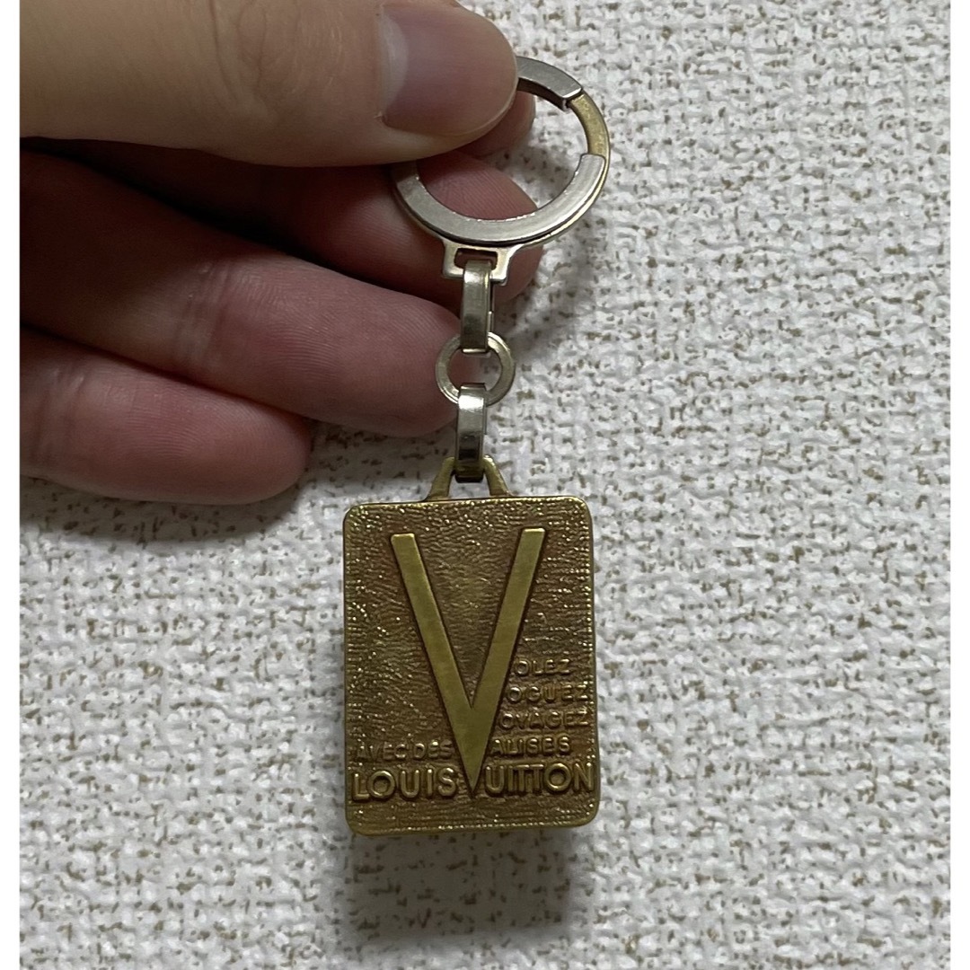 LOUIS VUITTON(ルイヴィトン)のルイヴィトン　マルティエ　1854キーホルダー レディースのファッション小物(キーホルダー)の商品写真