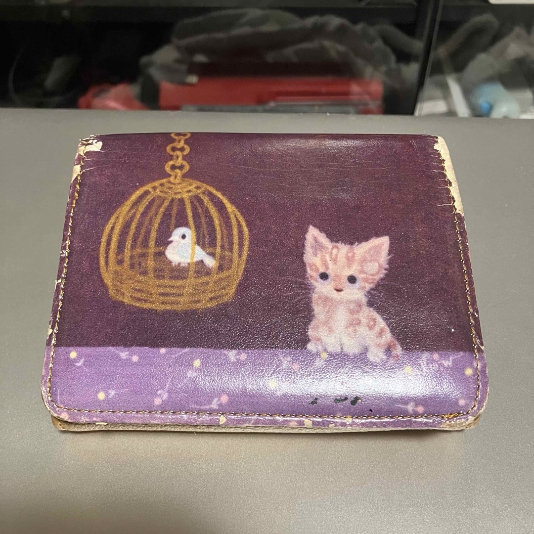 【渡辺あきお】 【Rococo Gabby】 猫の絵の財布 / 二つ折り財布 | フリマアプリ ラクマ