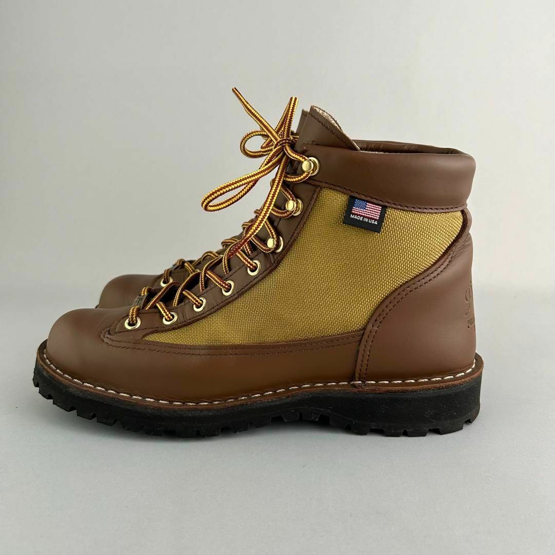 Danner(ダナー)のウィメンズ 28cm DANNER LIGHT ダナーライト カーキ 白タグ レディースの靴/シューズ(ブーツ)の商品写真