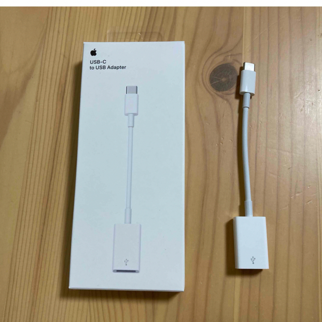 Apple(アップル)のアップル MJ1M2AMA USB-C - USBアダプタ MJ1M2AM/A スマホ/家電/カメラのスマホアクセサリー(その他)の商品写真