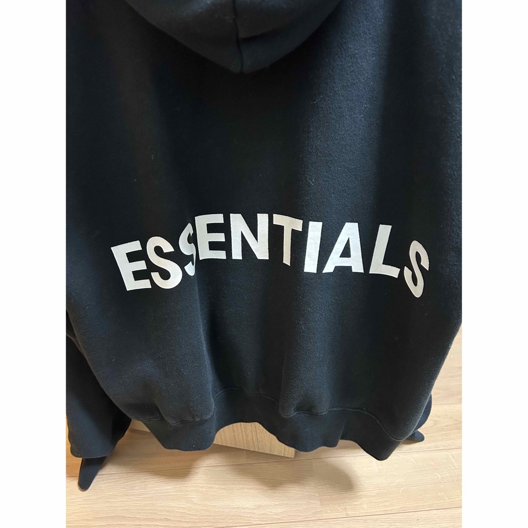 FEAR OF GOD(フィアオブゴッド)の FOG ESSENTIALS Pullover HoodieサイズS メンズのトップス(パーカー)の商品写真