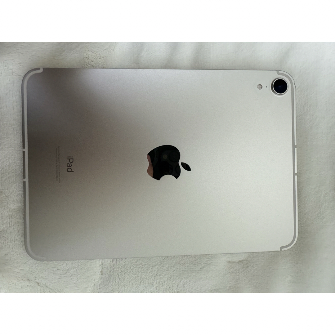 Apple(アップル)のアップル iPad mini 第6世代 64GB スターライト　セルラー スマホ/家電/カメラのPC/タブレット(タブレット)の商品写真