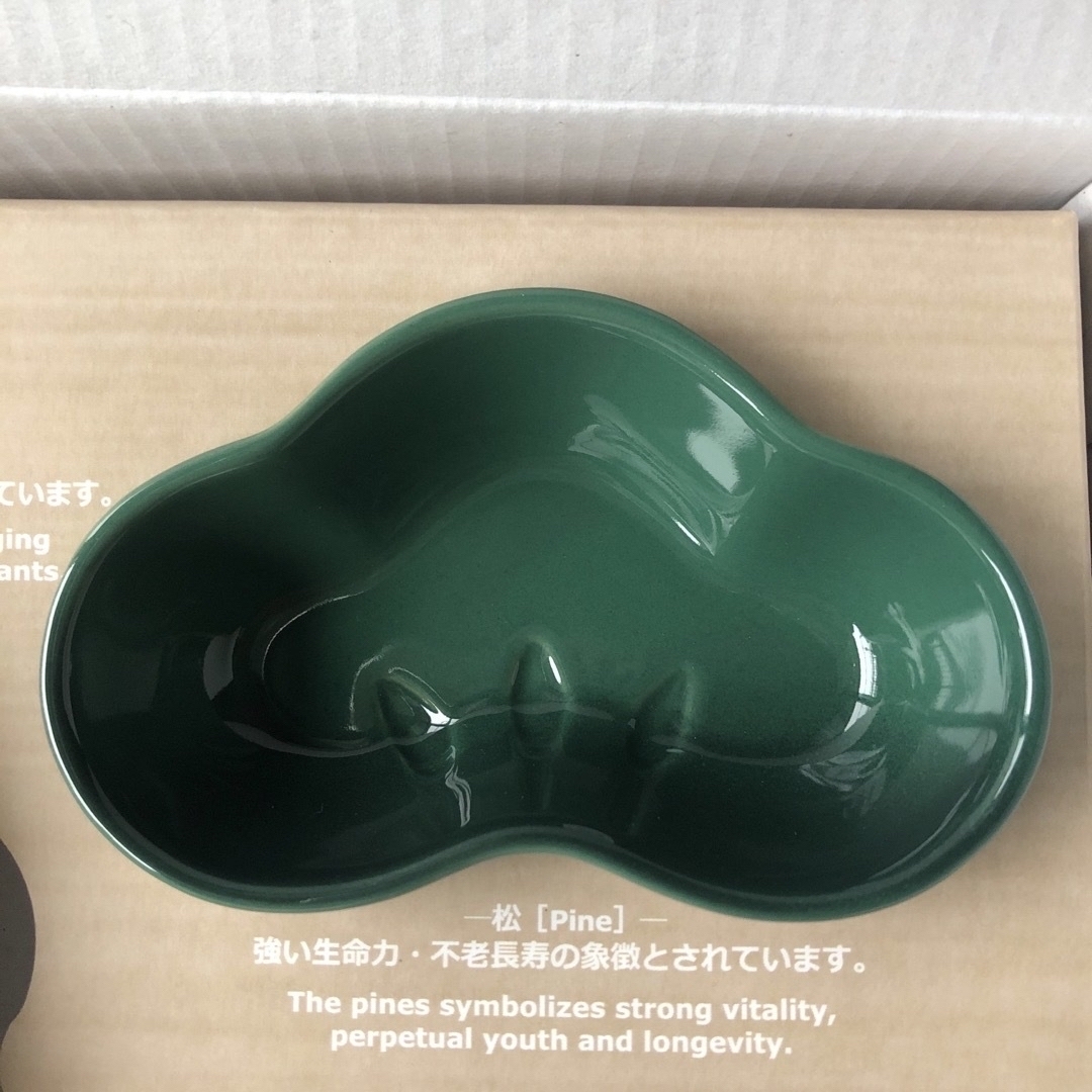 LE CREUSET(ルクルーゼ)のル・クルーゼ ミニ・ディッシュ 5枚セット ラッキーモチーフコレクション【新品】 インテリア/住まい/日用品のキッチン/食器(食器)の商品写真