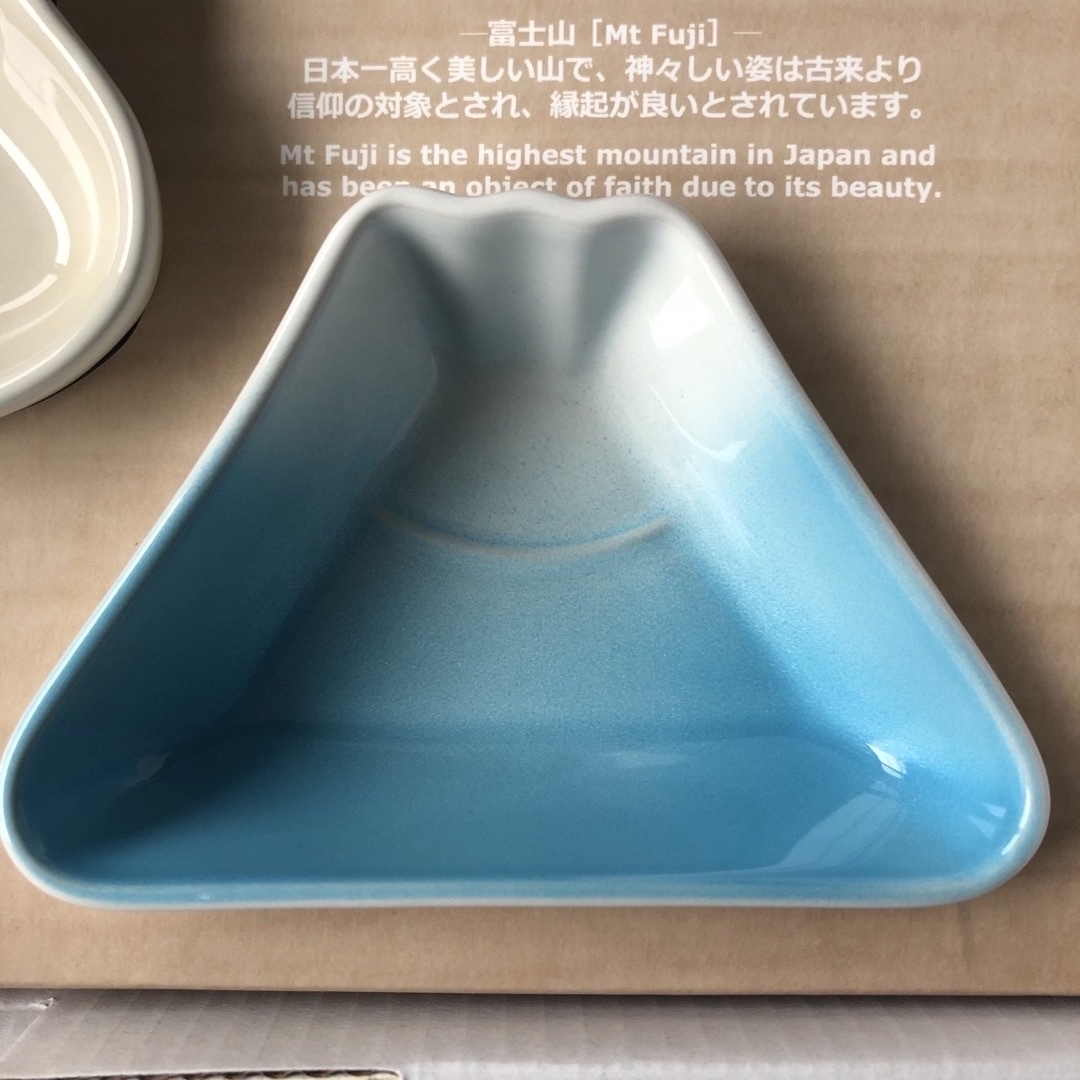 LE CREUSET(ルクルーゼ)のル・クルーゼ ミニ・ディッシュ 5枚セット ラッキーモチーフコレクション【新品】 インテリア/住まい/日用品のキッチン/食器(食器)の商品写真