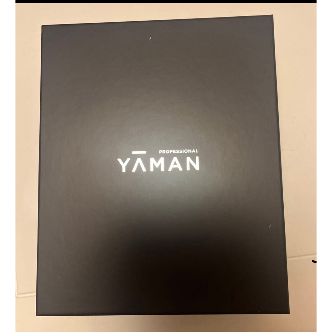 YA-MAN(ヤーマン)の値下げ！新品ヴェーダハイパーリフトブラシ取扱説明書&保証書付　 コスメ/美容のコスメ/美容 その他(その他)の商品写真