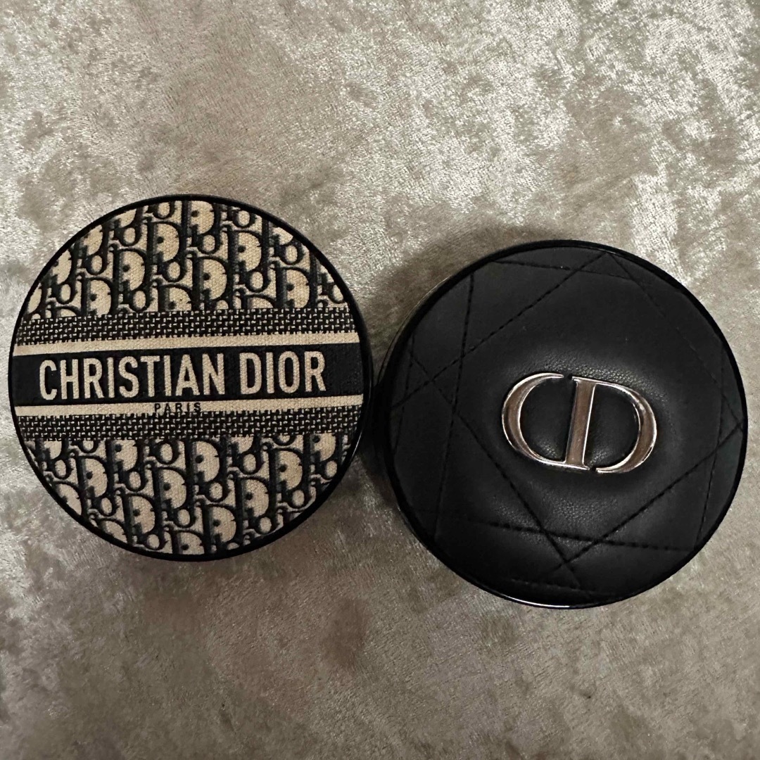 Dior(ディオール)のディオール　クッションファンデケース2個セット コスメ/美容のベースメイク/化粧品(ファンデーション)の商品写真