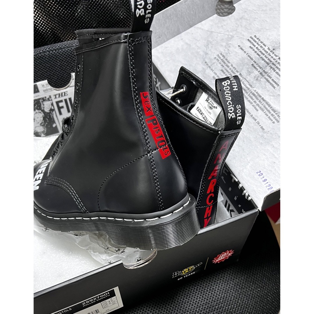 Dr.Martens(ドクターマーチン)の新品Dr.Martens 1460 SEX PISTOLS 8 EYE BOOT メンズの靴/シューズ(ブーツ)の商品写真